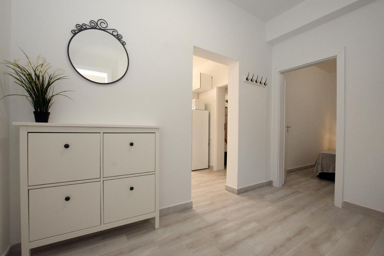 Apartments By The Sea Kozino, Zadar - 5803 Exterior foto